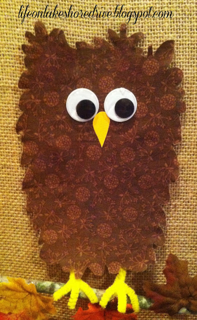 alt="Fabric Owl &  Burlap Fall Decor Tutorial Thanksgiving Wall Art"