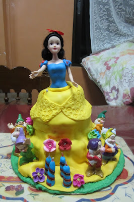 snow white cake