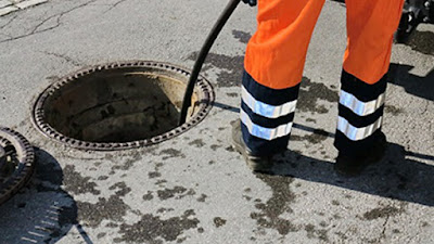 Liimpieza de alcantarillado en Sevilla