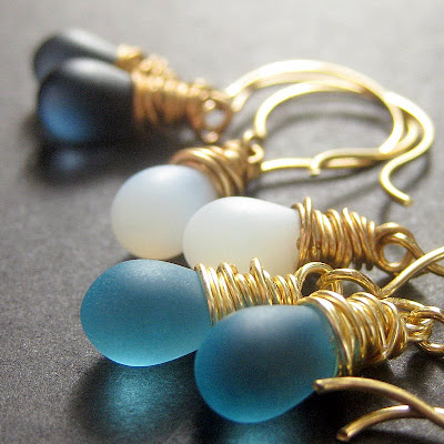 The Blues Elixir Teardrop Earring Set in Gold