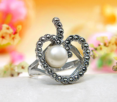 Pearl Marcasite Apple Ring