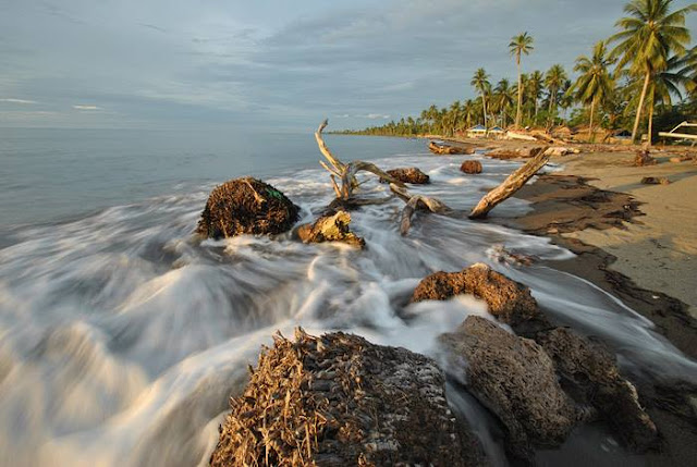 Pantai Lombang Lombang Mamuju