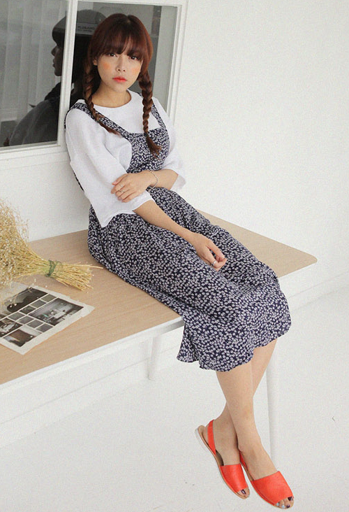 Floral Print Shirred Suspender Maxi Skirt