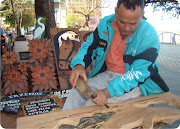 Pela pouca produção, a burguesia achava ruim o artesanato, não sendo viável . (artesanato em madeira)