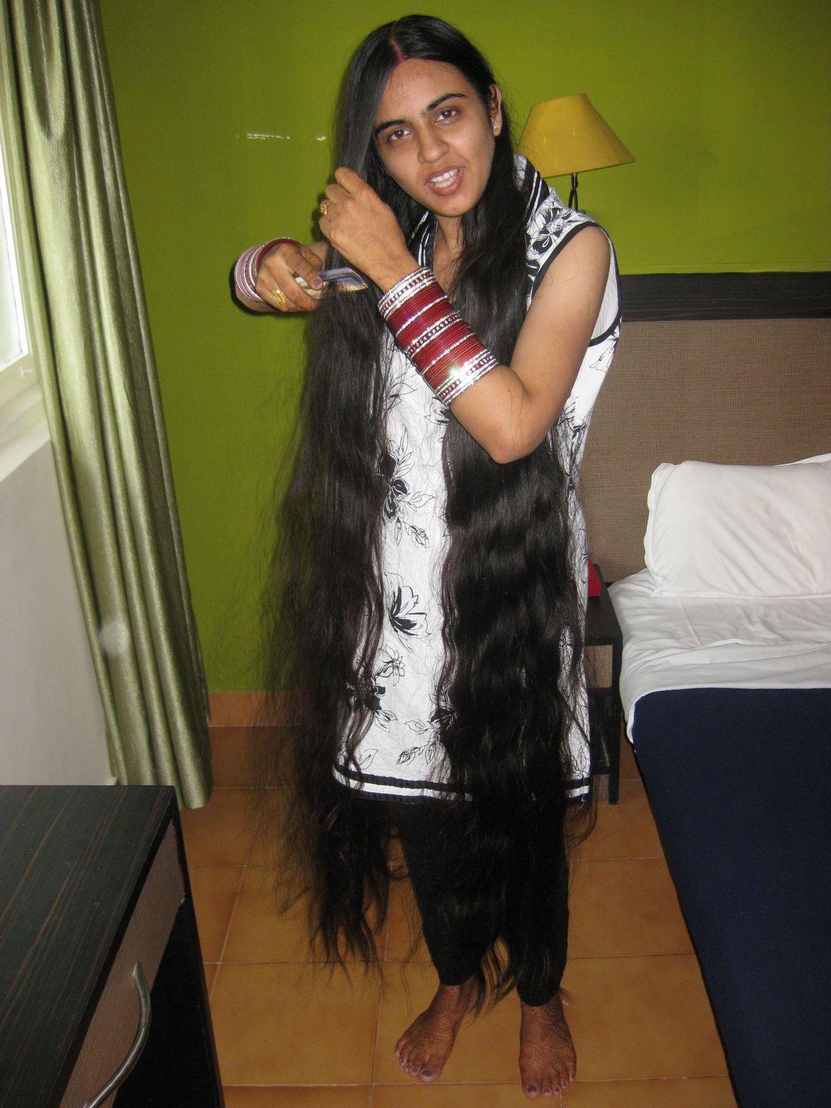 36 Best Images Indian Long Black Hair / longhairgirls: Very long hair indian women