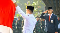 Bakal calon Presiden dari partai PDIP, Ganjar Pranowo lagi-lagi mendapat sinyal dukungan dari Presiden Joko Widodo