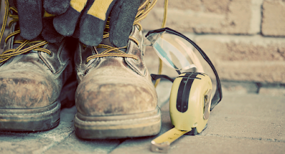 Tips Merawat Sepatu Safety Dengan Mudah