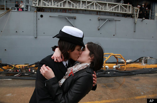 Lesbian sailors' famous kiss