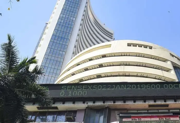 Sensex, Lose, Nifty, Business, Finance, Stock Market, Trade, Share Market, Sensex loses over 1,000 points; Nifty below 22,000.