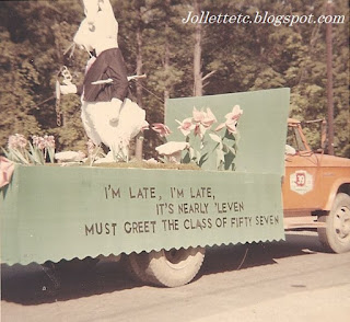 Homecoming 1967 Art Club Float http://jollettetc.blogspot.com