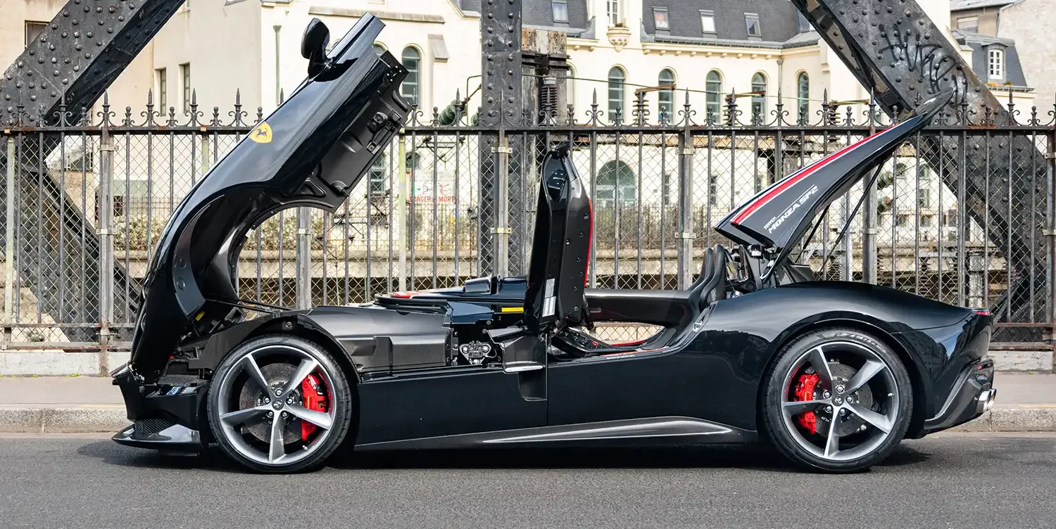 Ferrari Monza SP2: Uma Obra de Arte Sobre Rodas