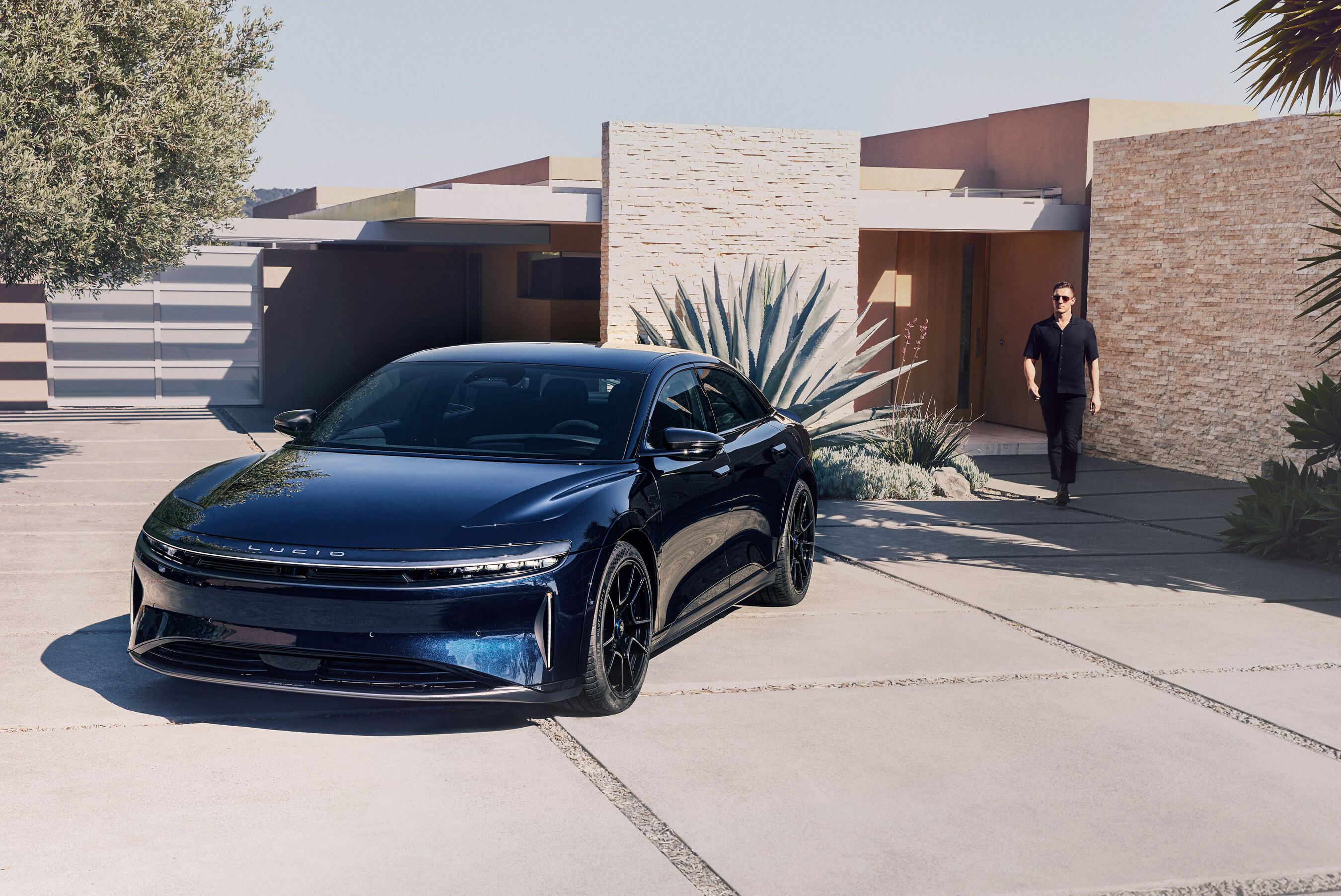 Lucid Announces Final Production Specifications for the Lucid Air Sapphire