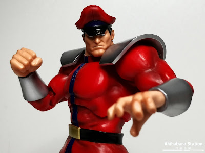 Review del S.H.Figuarts Vega (Mr. Bison) de Street Fighter - Tamashii Nations