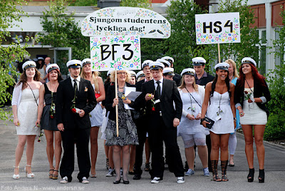 student, studenter, nordenbergsskolan, olofström, gymnasium, utspark, skolavslutning, blekinge, sverige, sweden, swedish, graduation, high school, 2011, foto anders n