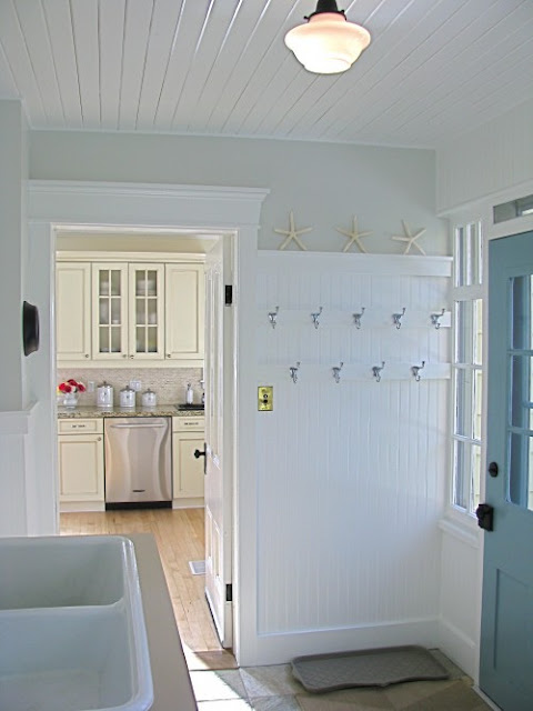 mudroom, laundry room, wrapping room, south shore decorating, decorating, interior decorating, interior design, design, interiors, best interior decorators, best interior designers, interior design ma, interior decorating ma, best design blogs, best interior design blogs, top decorating blogs, Stacy Curran, living Rooms, dining rooms, family rooms, kitchens, bedrooms, children's rooms, girl's room, boy's rooms, finished basements, room photos, bathrooms, master bedroom, decorated rooms, room images, black and white room, blue room, green rooms, white rooms, DIY, do it yourself