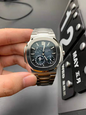 Replica watch Patek Philippe nautilus moon phase 5712