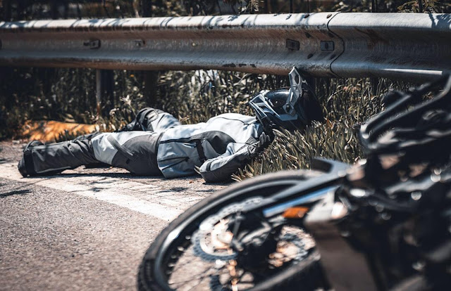 5 causas comunes de un accidente fatal de motocicleta y cómo evitarlas