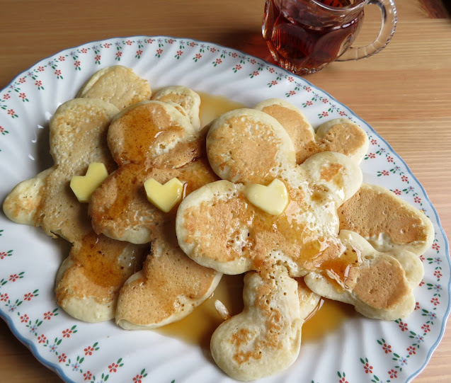 Ma's Pancake Men for Pancake Day