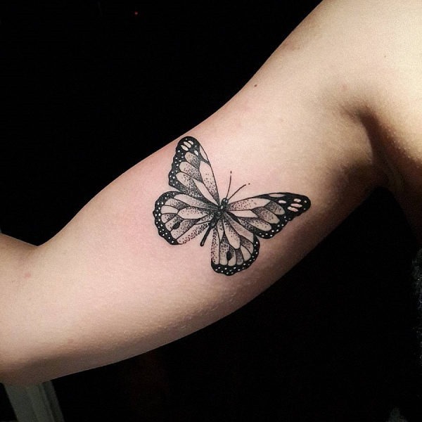 este_dotwork_tatuagem_de_borboleta