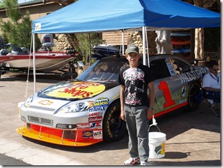 Being close to Taledega where the Nascar is being raced this weekend, gave us the opportunity to see the #1 car of Bass Pro at the shop.