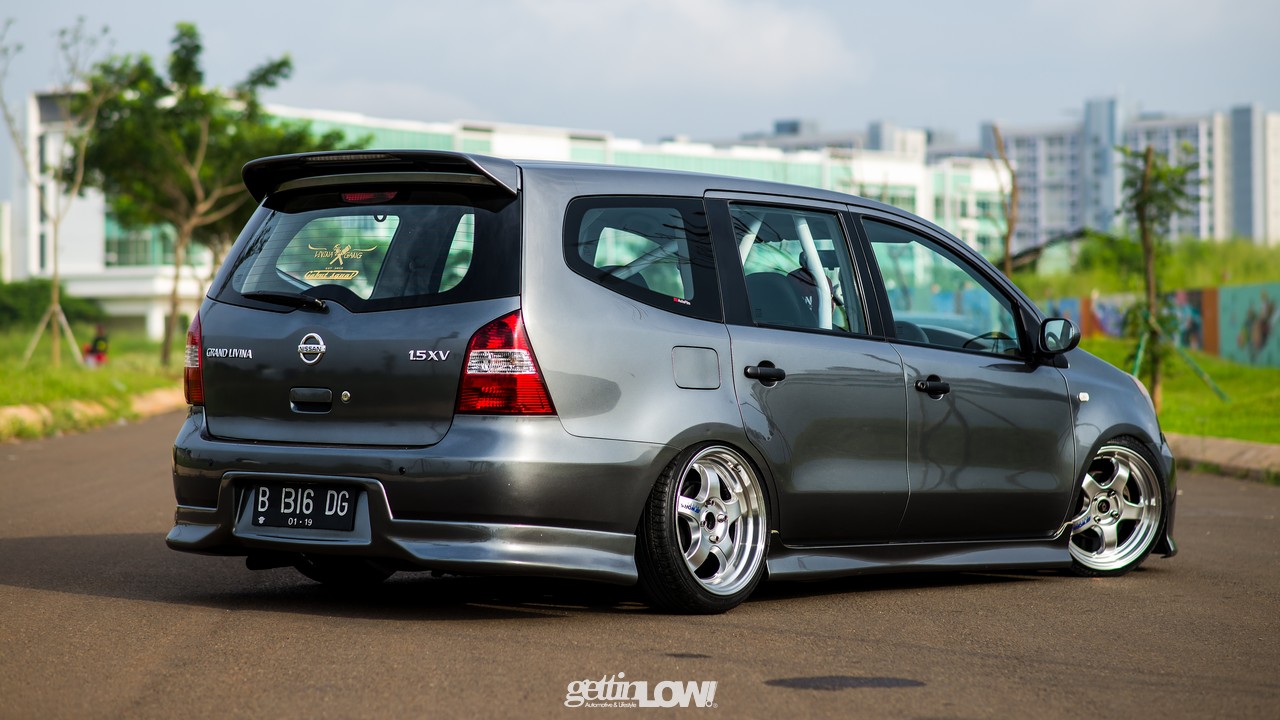 Modifikasi Mobil Ceper Nissan Grand Livina Gray Metallic Alul Stemaku