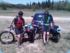 Tessa and Diane setting out for the Northern Farm ride