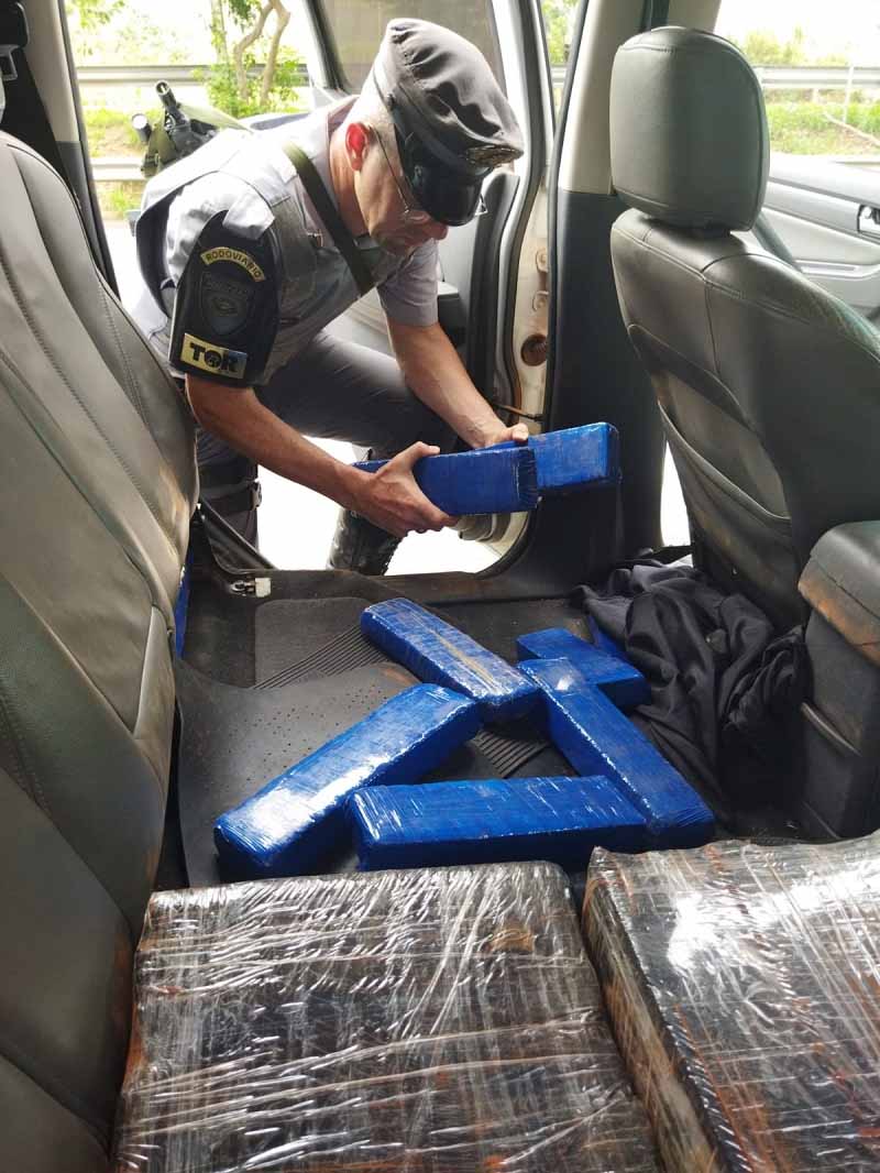 Homem é preso com 700 quilos de maconha dentro de caminhonete em Guarantã