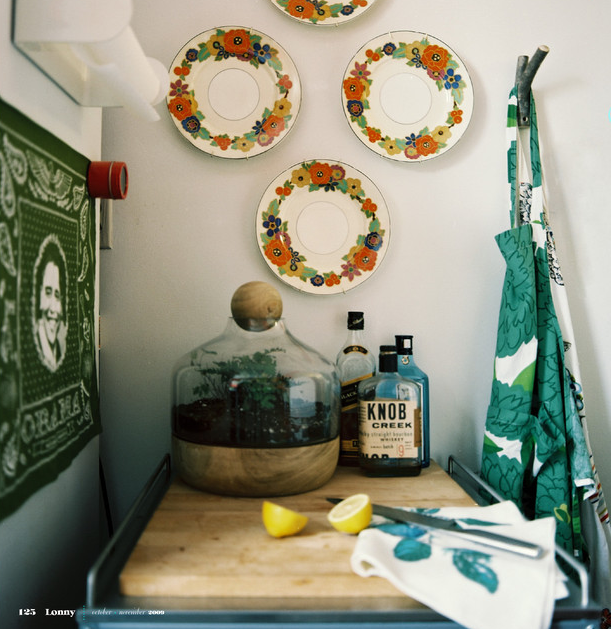 Green kitchen corner