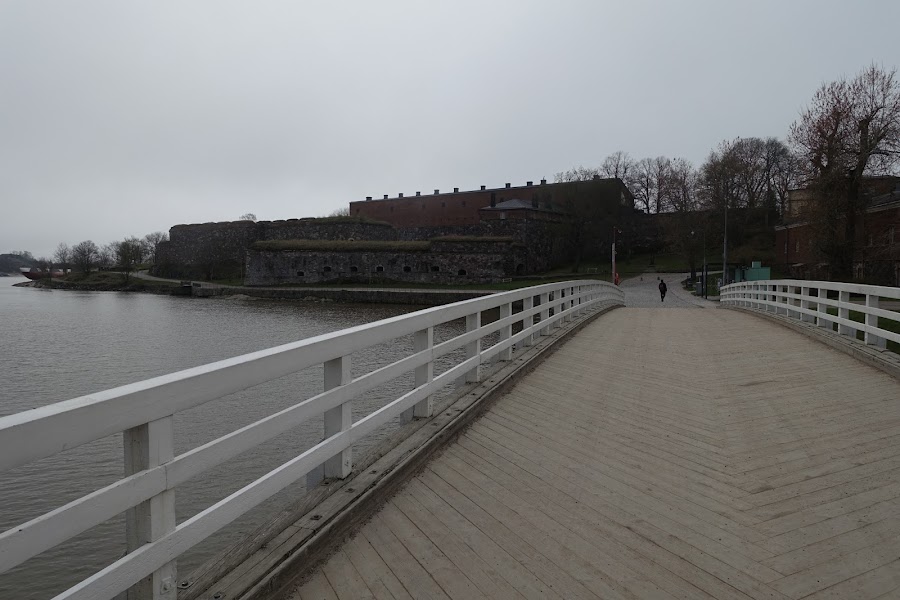 スシサーレン橋スオメンリンナ（Susisaaren silta Suomenlinna）