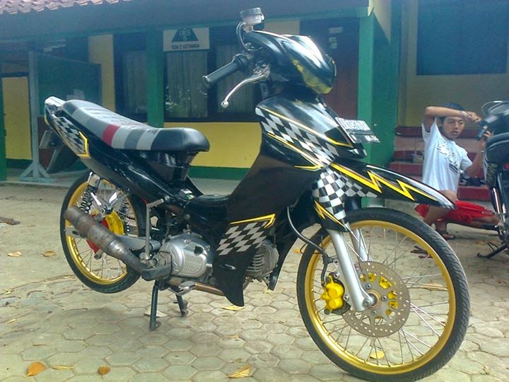 Modifikiasi Jupiter Z Hitam