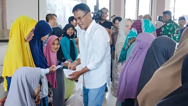 Gerakan Nyaah Ka Indung Diluncurkan Bupati Ciamis, Bentuk Nyata Kepedulian pada Ibu Lansia