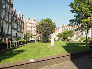 begijnhof-amsterdam