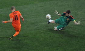 Iniesta marcó el gol a Holanda que dio el Mundial a España en Sudáfrica - Sudáfrica 2010 - Selección Española - Fútbol - España - Historia de España - Twitkingos - el troblogdita - Cadena COPE - Content Manager - Contenidos digitales
