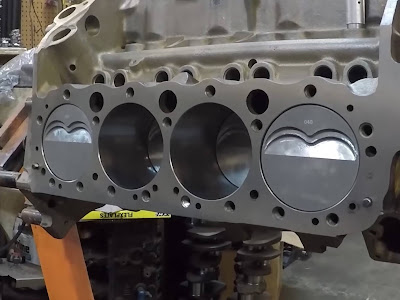 Flat-Crank Chevy Engine
