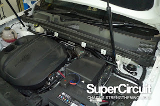 SUPERCIRCUIT Front Strut Bar installed to the Proton X70 CKD version.