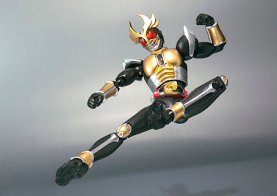 Bandai SH Figuarts Kamen Rider Agito Ground Form figure