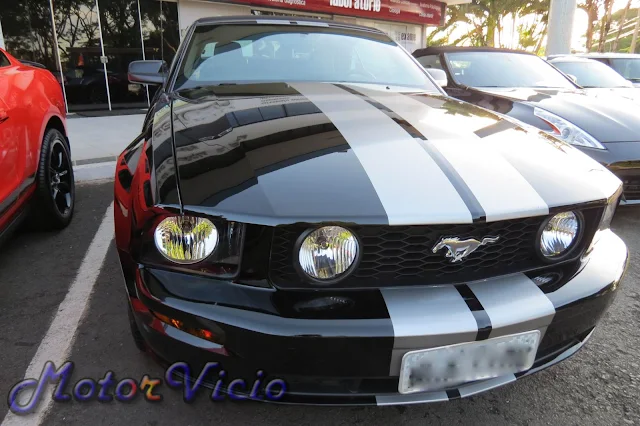 Ford Mustang GT Conversível  usado - preto