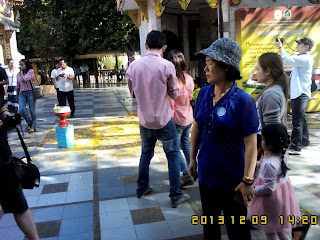 Gaurav Gupta on tour with local ChiangMai tour guide to Doi Suthep temple on 09 nov 2013