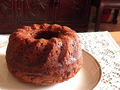 Date Cake Eggless Recipe  @ http://treatntrick.blogspot.com