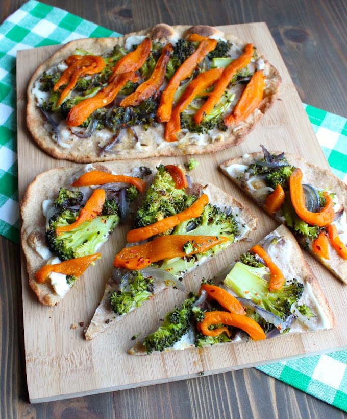 Crispy Roasted Vegetabele Flatbread Pizza