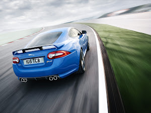 Jaguar XKR-S 2011 (4)