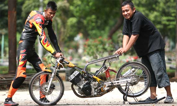 Suzuki Satria FU RACING Modifikasi Satria Fu