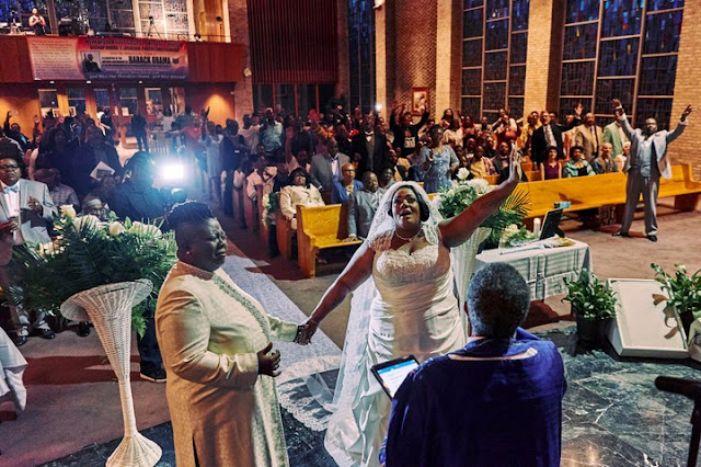 Two American Lesbian Pastors Wed In US (Photos)