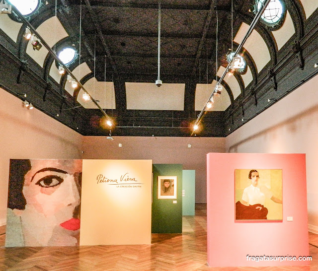Exposição de Petrona Viera no Museu Nacional de Belas Artes de Santiago do Chile