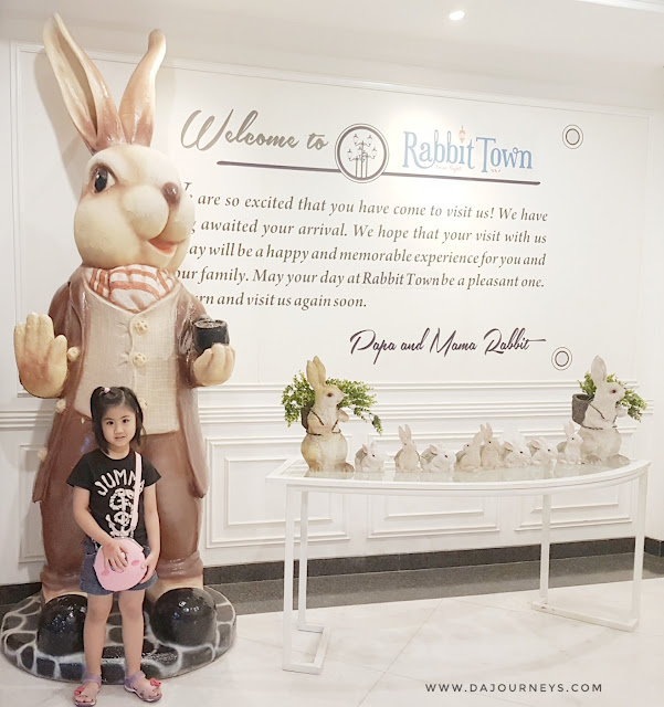 Wisata Selfie di Rabbit Town