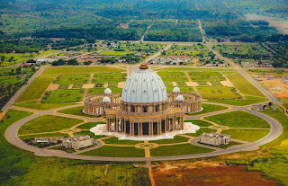 Basílica de Yamusukro, el San Pedro de África