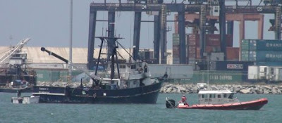 PERSONAL DE LA ARMADA DE MÉXICO SALVAGUARDA LA VIDA DE 10 PERSONAS EN ALTA MAR,EN ENSENADA