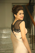 shraddha das latest glamorous photos-thumbnail-17
