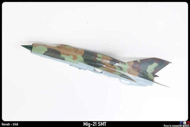 Le camouflage du Mig-21 SMT de Revell au 1/48.