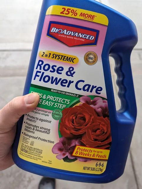 Rose Fertilizer and Insect Treatment - Granular